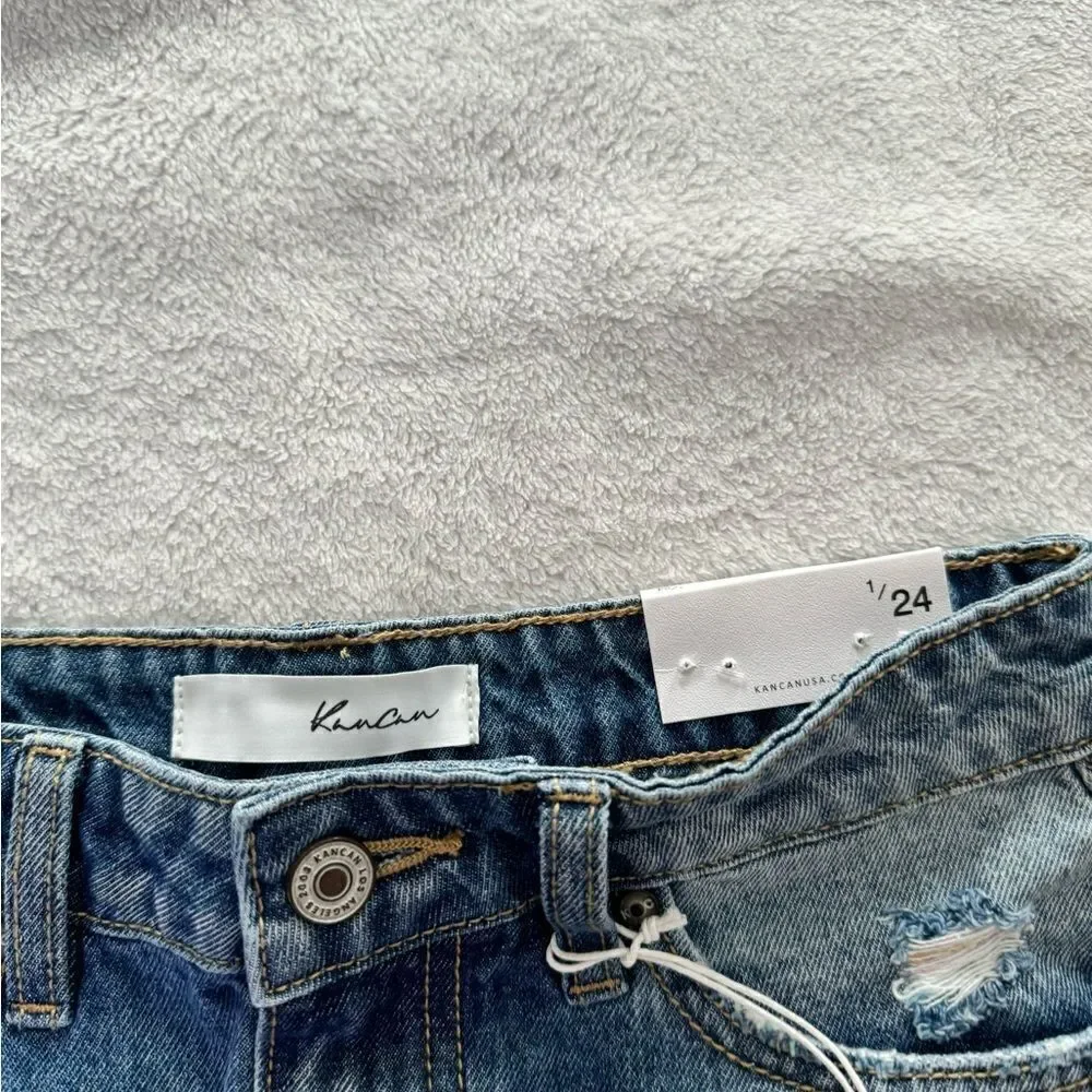 KANCAN HIGH RISE FRAYED HEM DENIM SHORTS Size 1